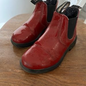 Girls Patent Blundstones